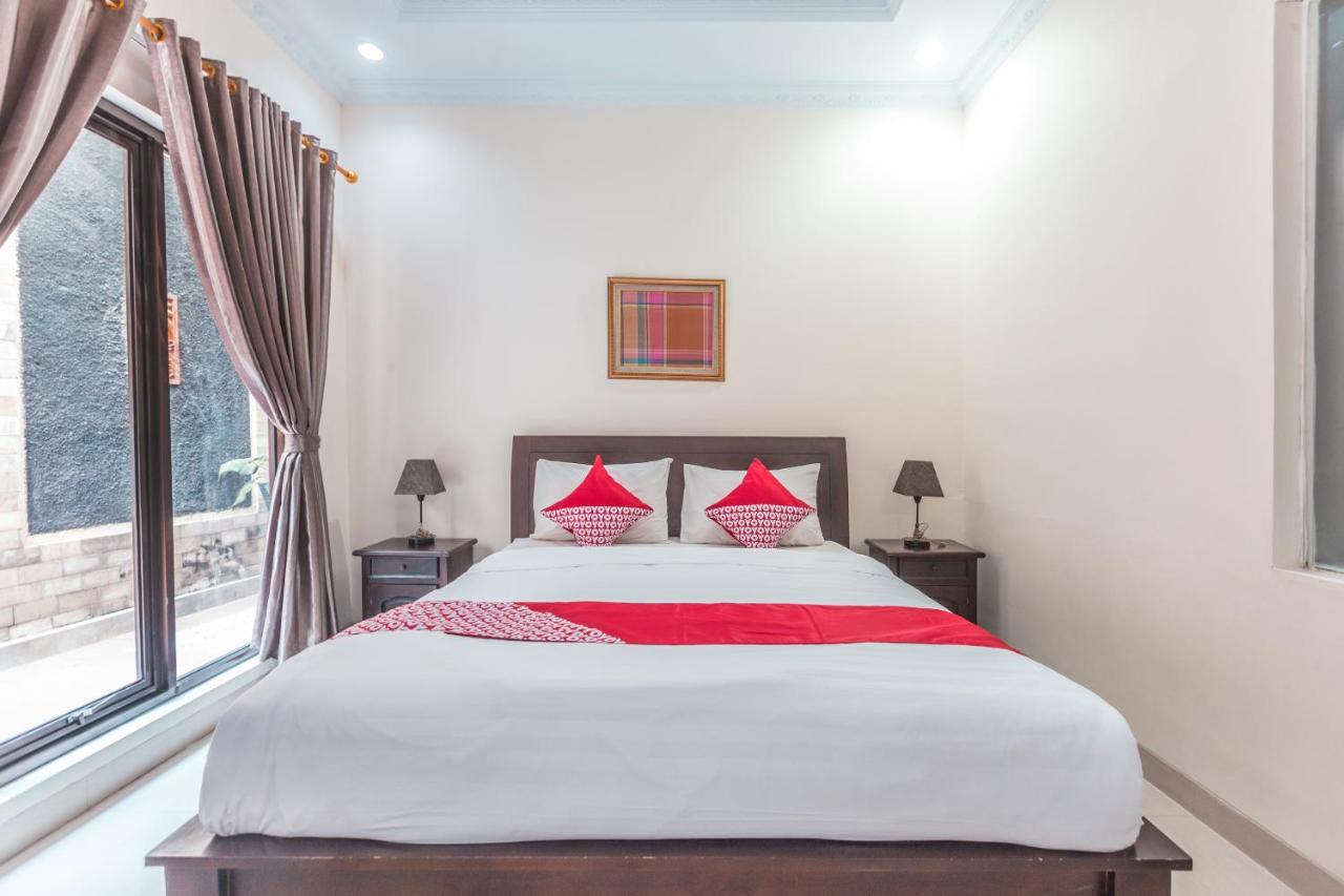Oyo 1667 Wisma Lux Barkah Jakarta Kamer foto